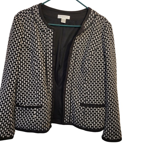 Christopher & Banks Jackets & Blazers - Christopher & Banks Petite Black White Geometric Pattern Collarless Blazer  P/L